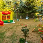 Villa дедовата къща *