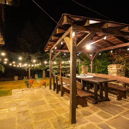 дедовата къща